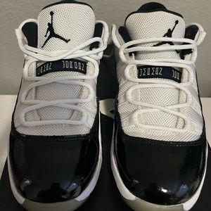 Jordan 11 Retro Low